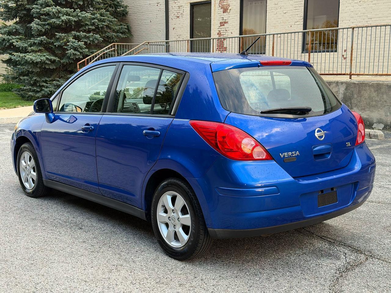 2009 NISSAN VERSA