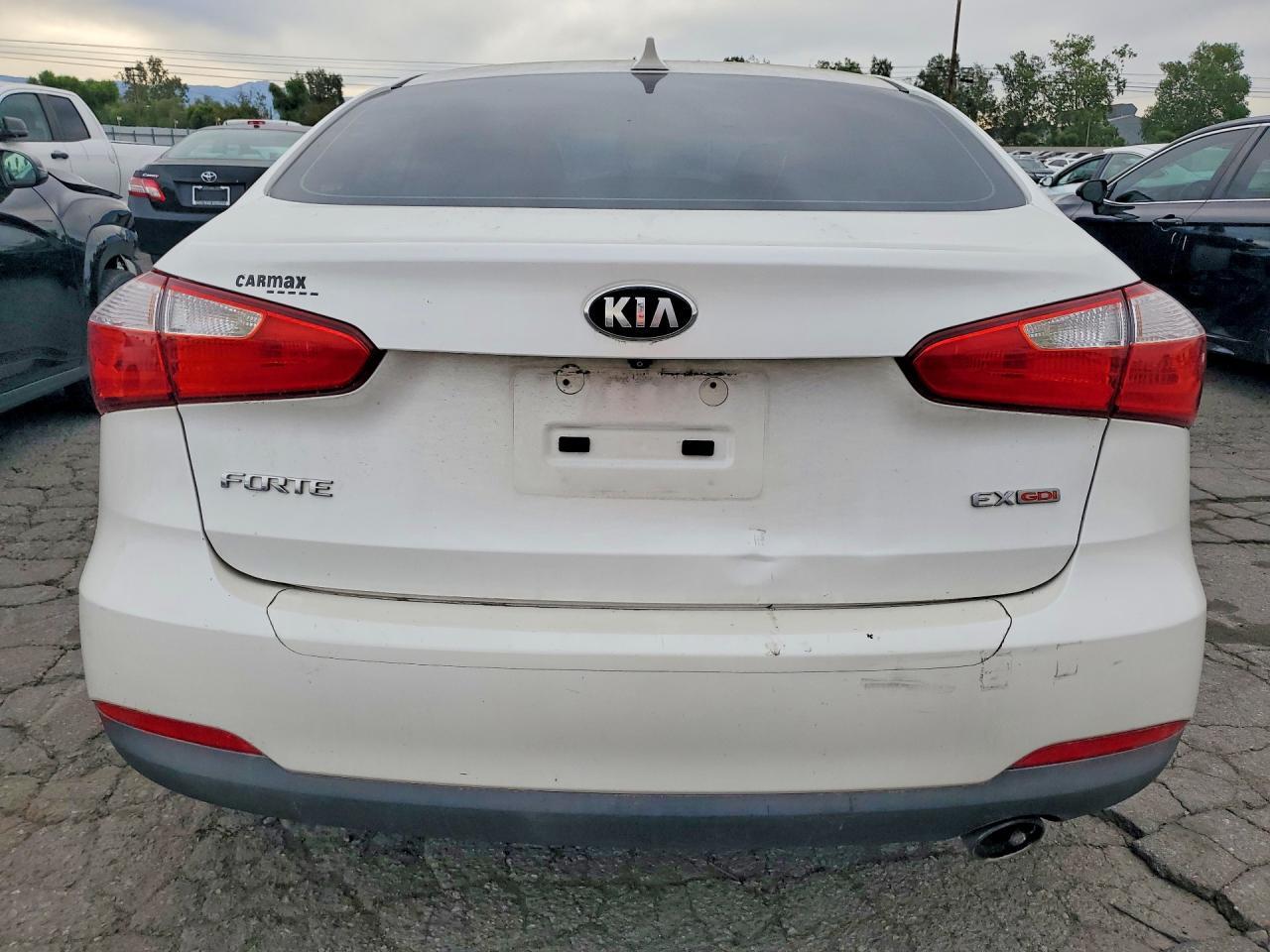 2014 KIA FORTE