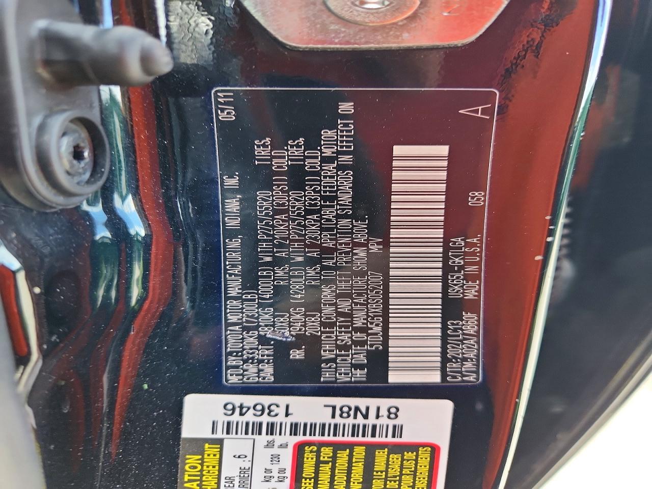 2011 TOYOTA Sequoia