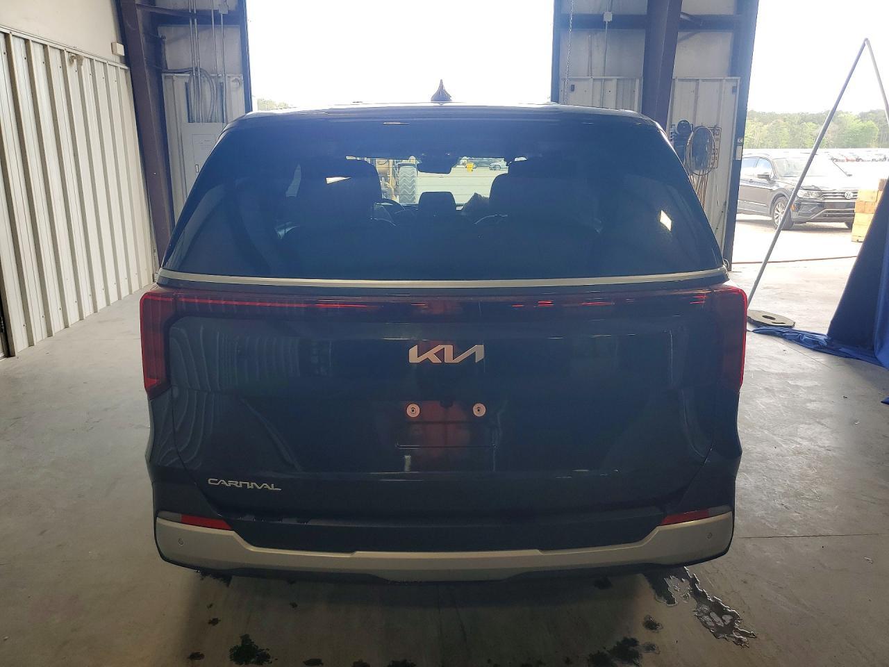 2026 KIA Carnival