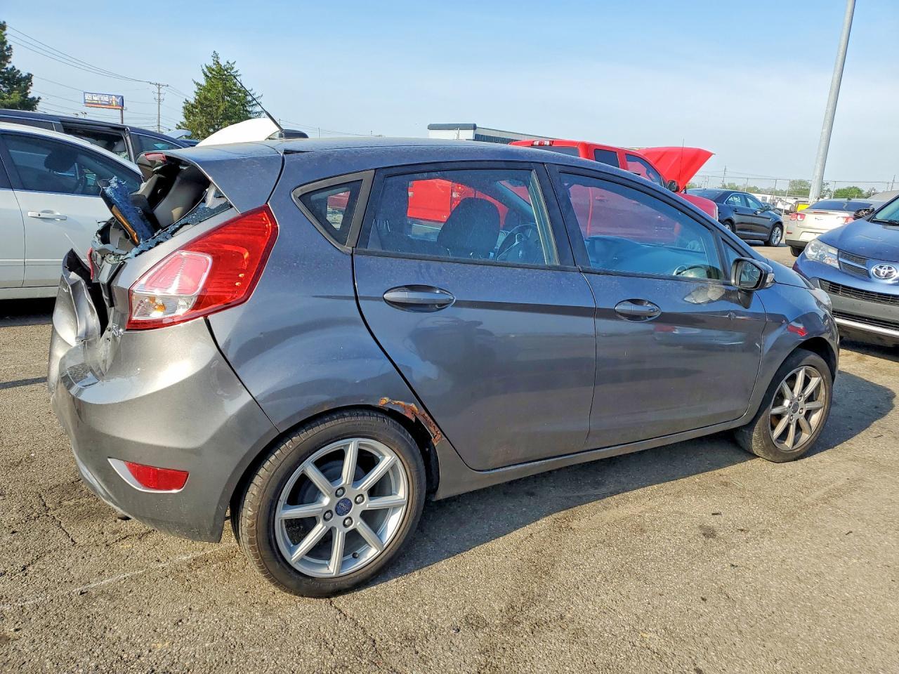 2014 FORD Fiesta
