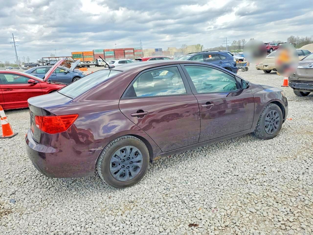 2011 KIA FORTE