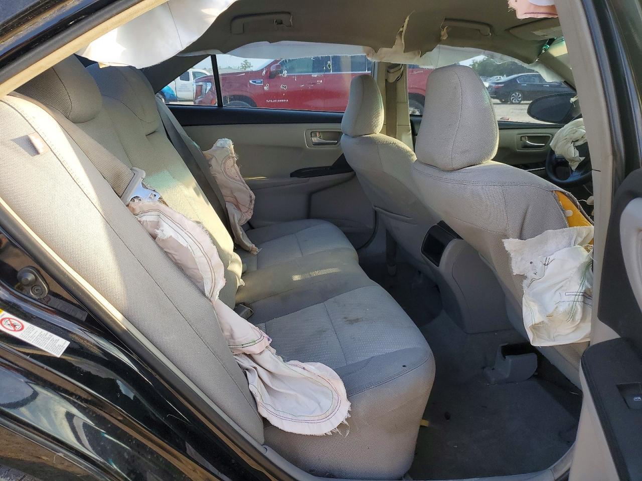 2016 TOYOTA CAMRY