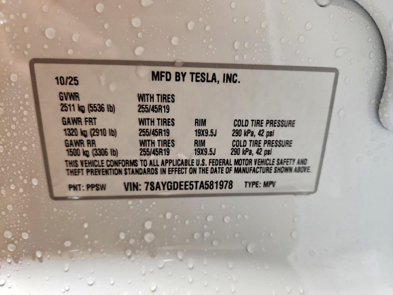 2026 TESLA MODEL Y