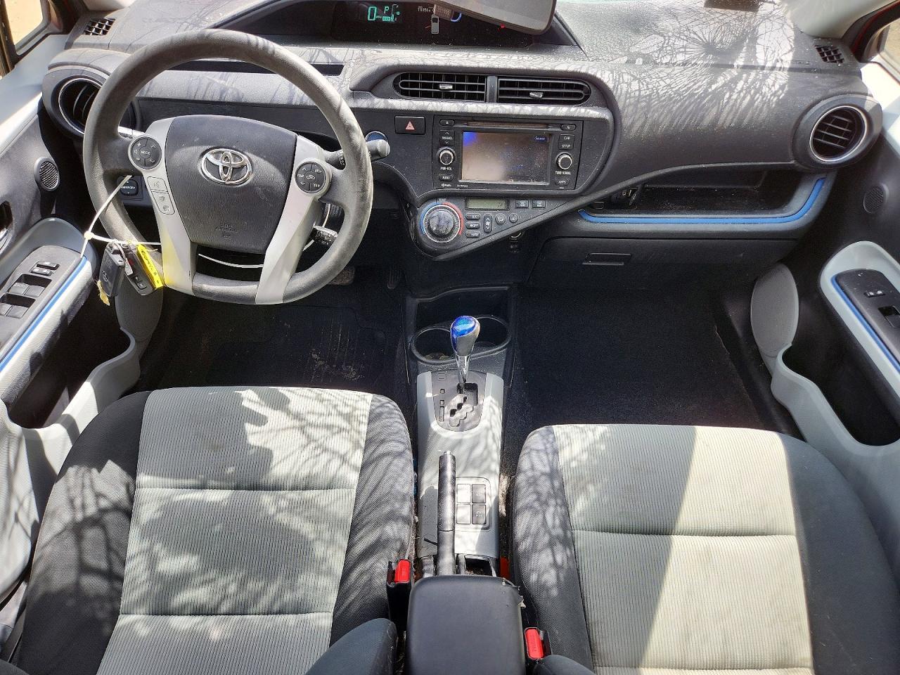 2013 TOYOTA Prius c