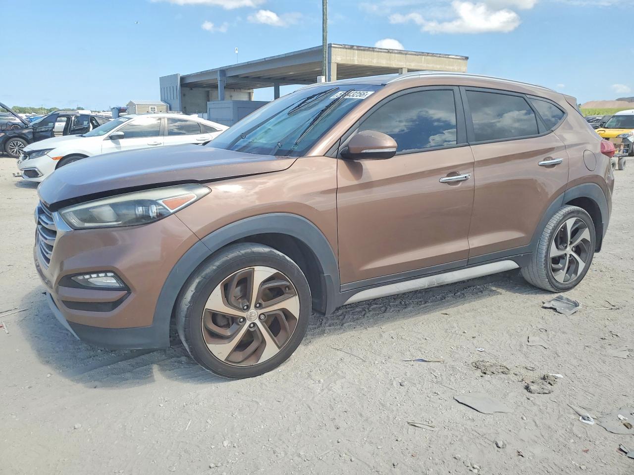 2017 HYUNDAI TUCSON