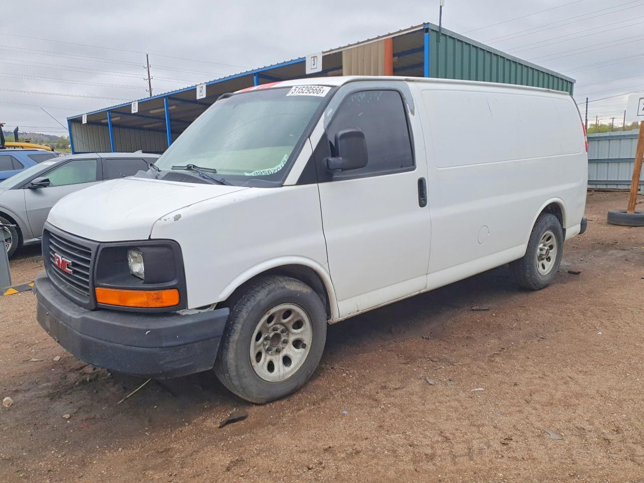 2013 GMC Savana