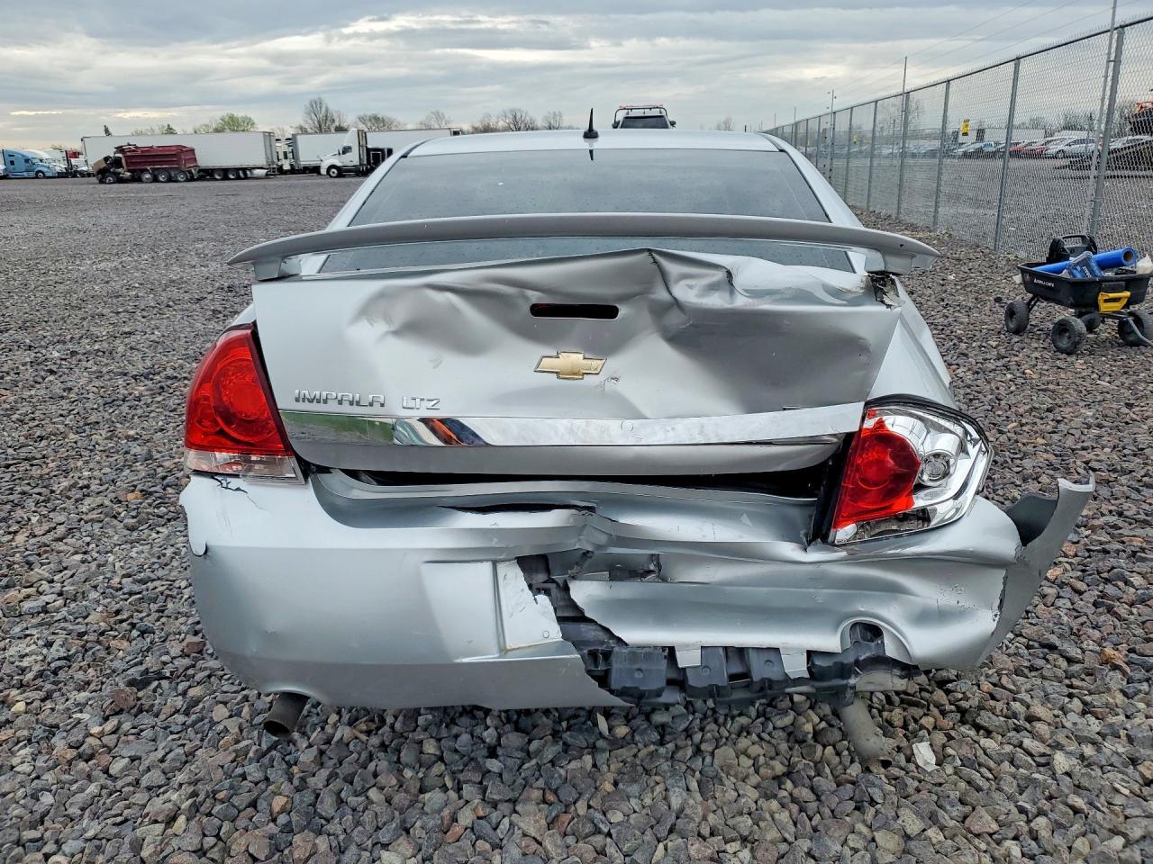 2010 CHEVROLET IMPALA