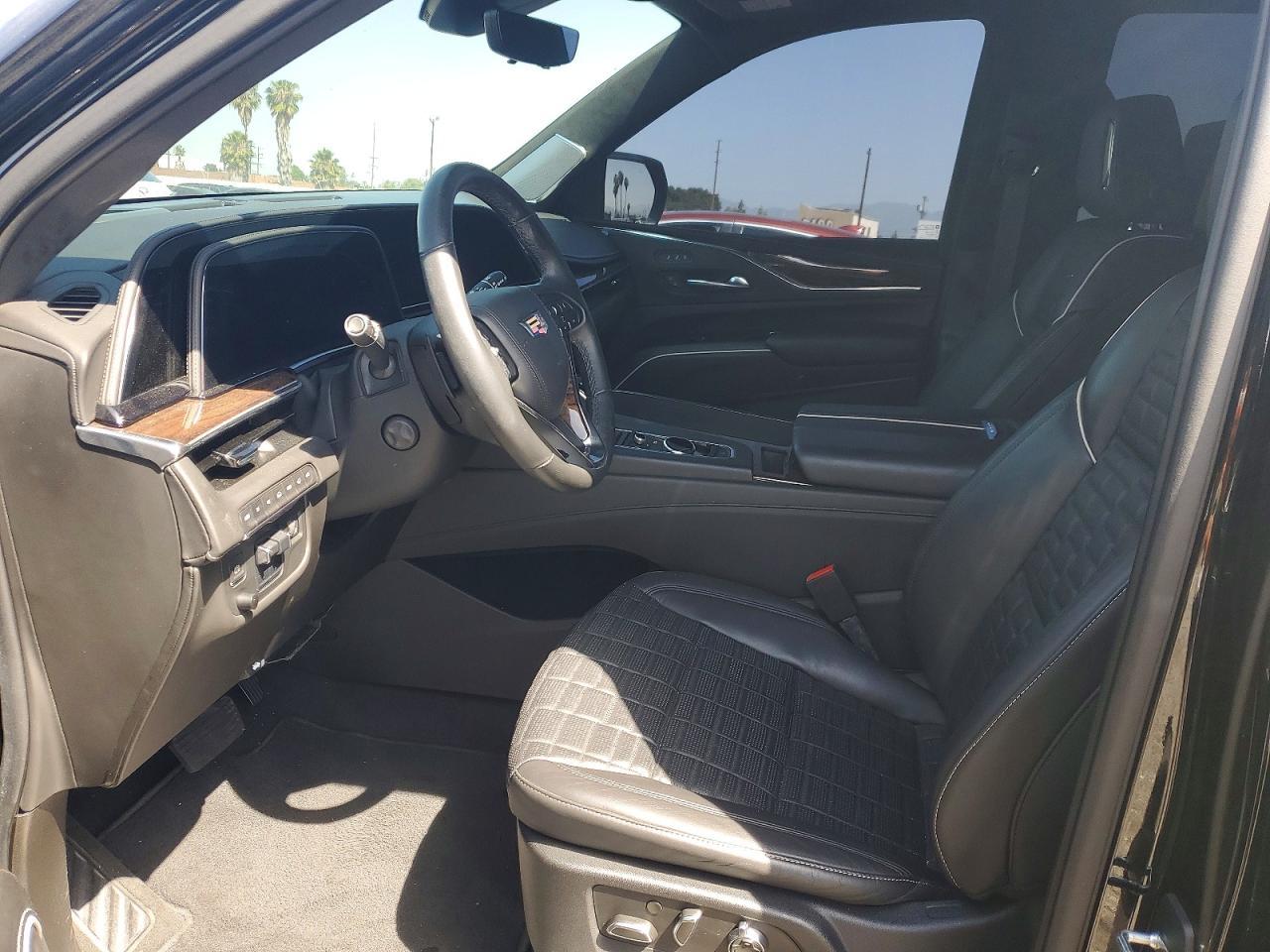 2021 CADILLAC ESCALADE
