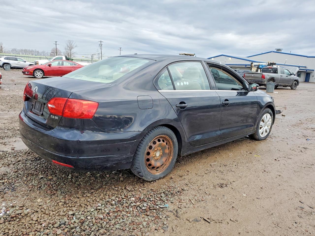2013 VOLKSWAGEN JETTA