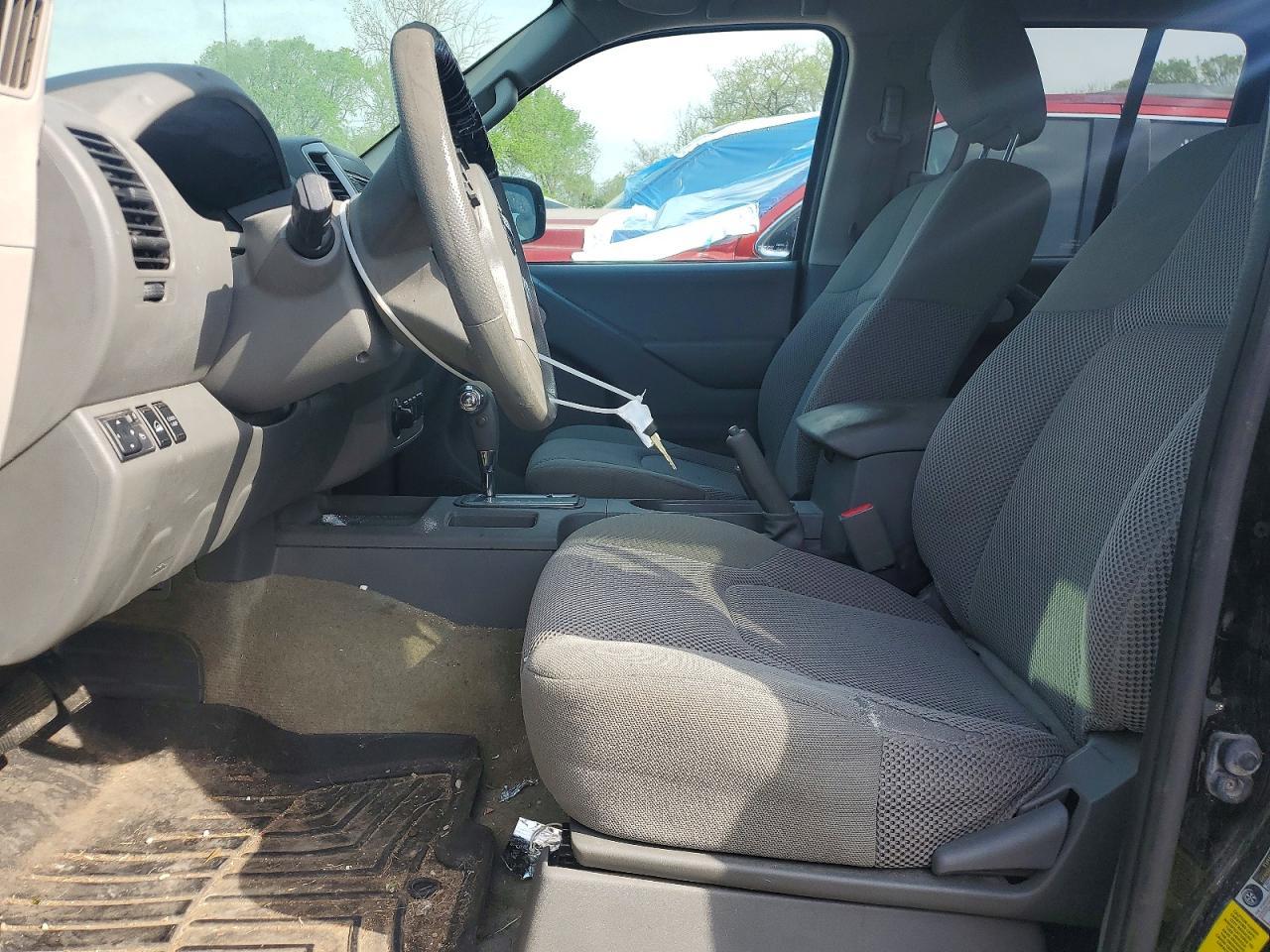 2015 NISSAN Frontier