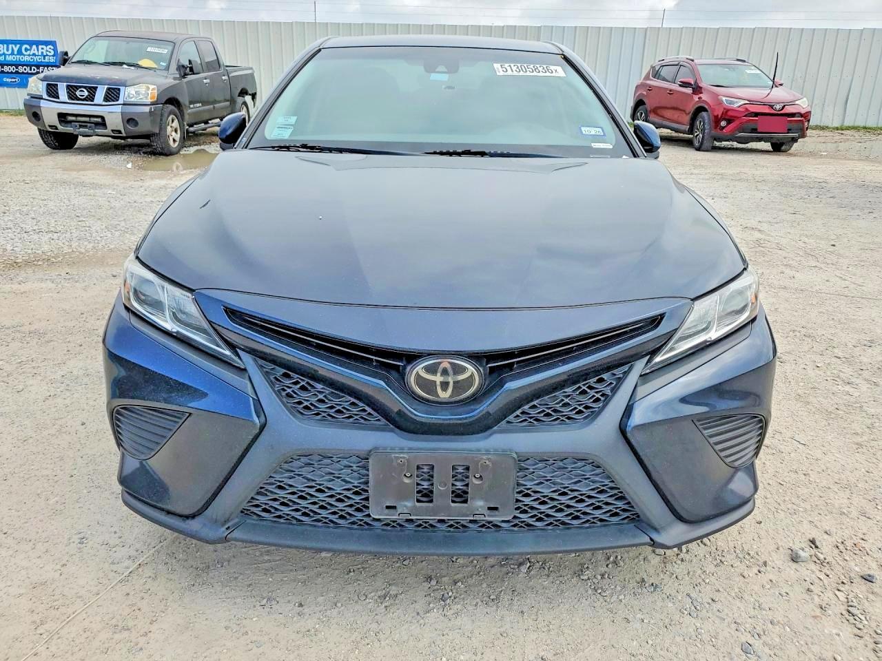 2018 TOYOTA CAMRY