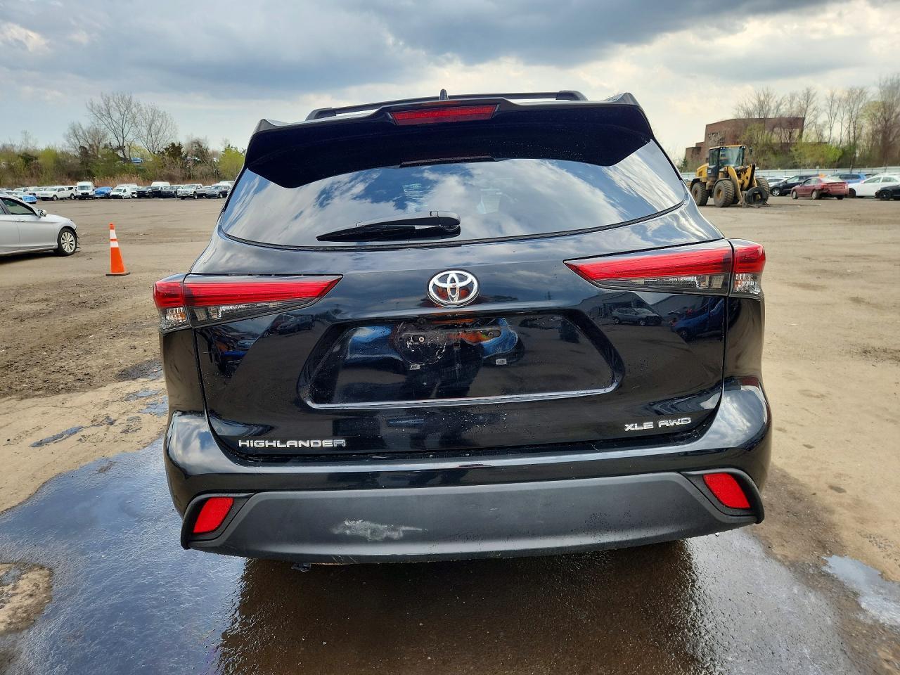 2021 TOYOTA HIGHLANDER