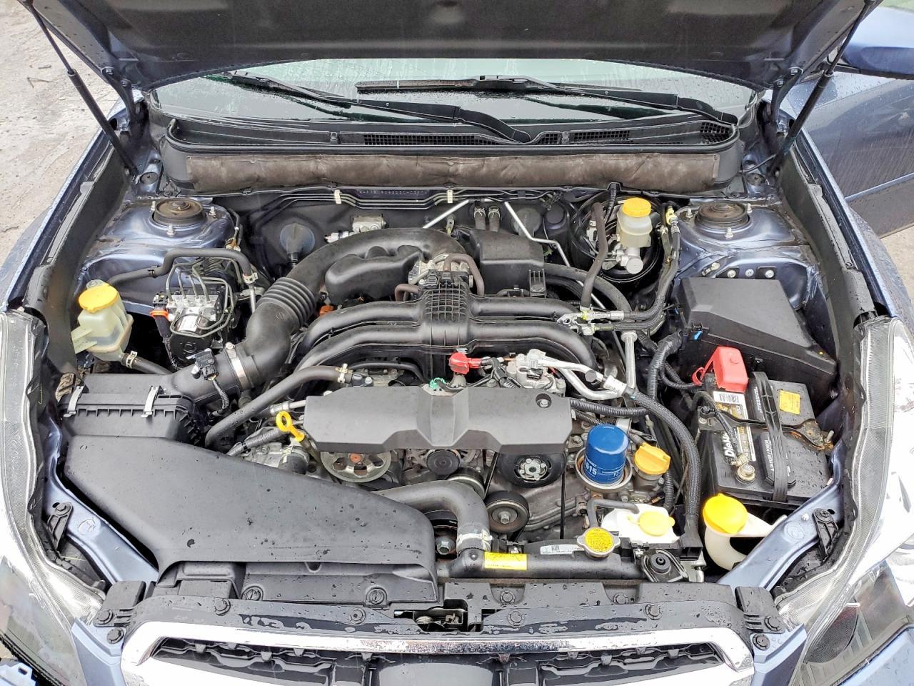 2013 SUBARU Legacy