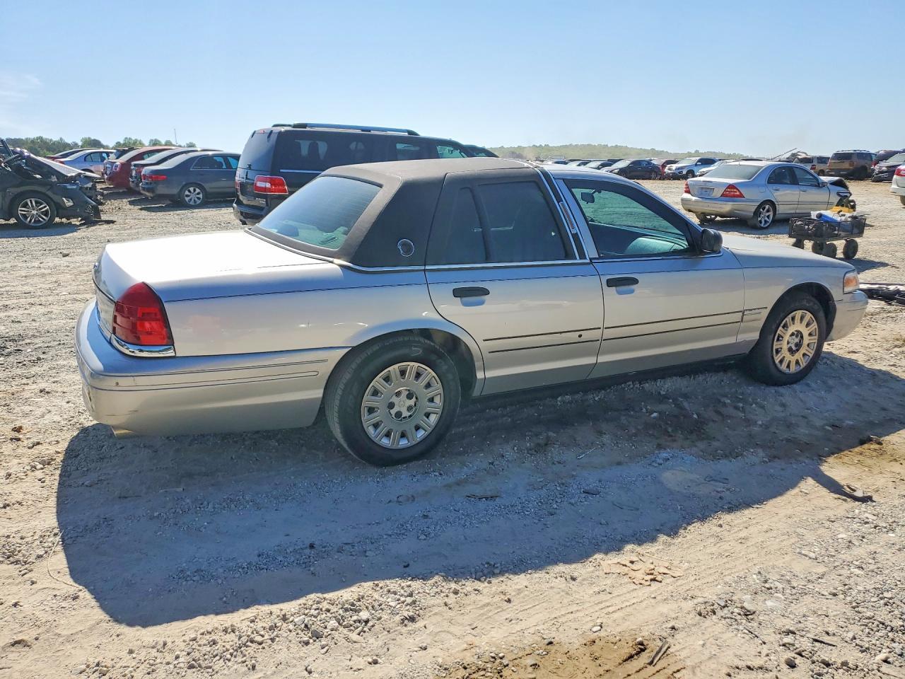 2006 FORD Crown Victoria