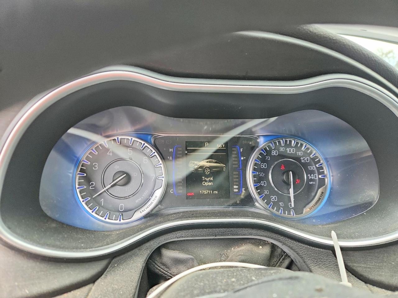 2015 CHRYSLER 200