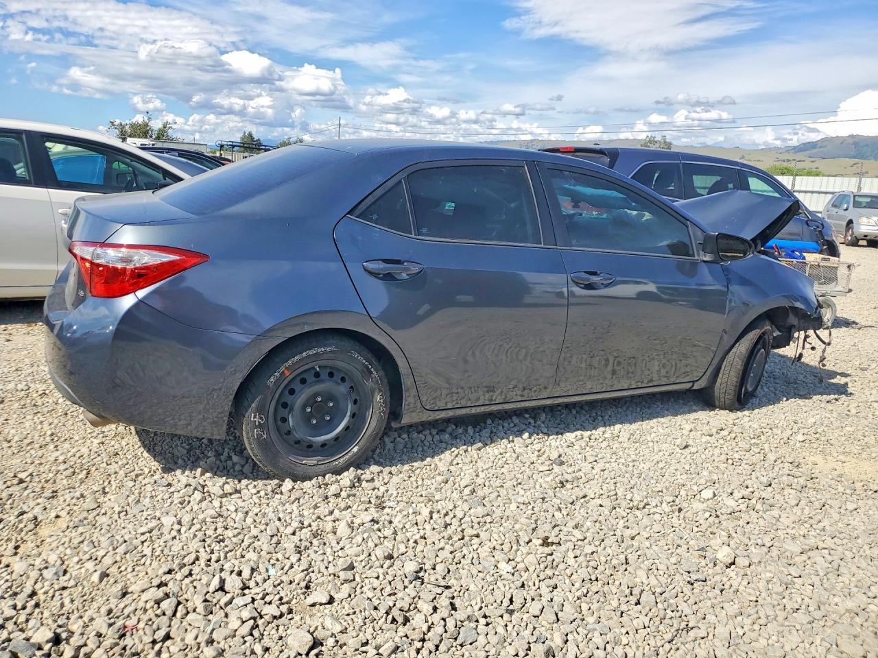 2015 TOYOTA COROLLA