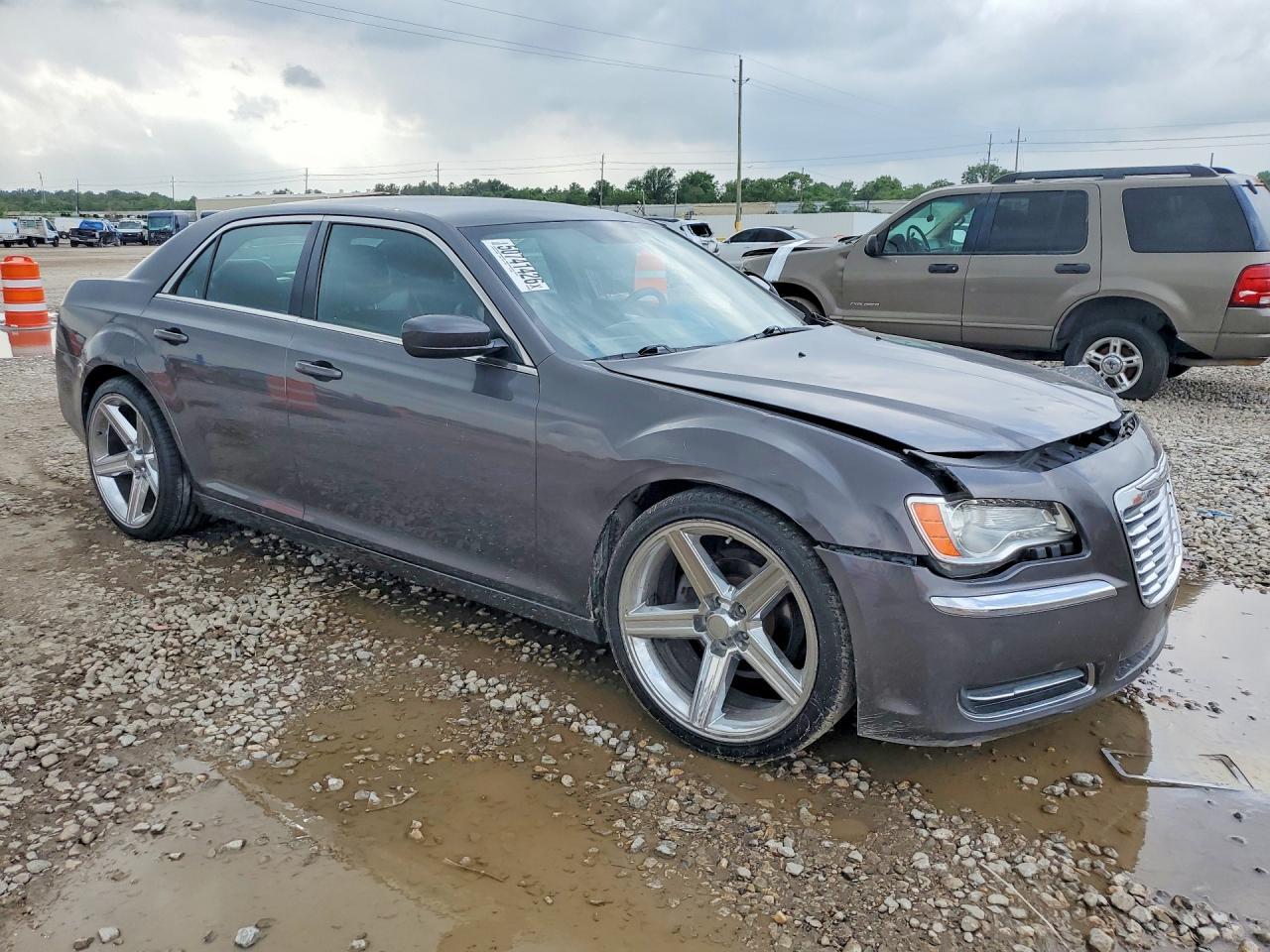 2014 CHRYSLER 300