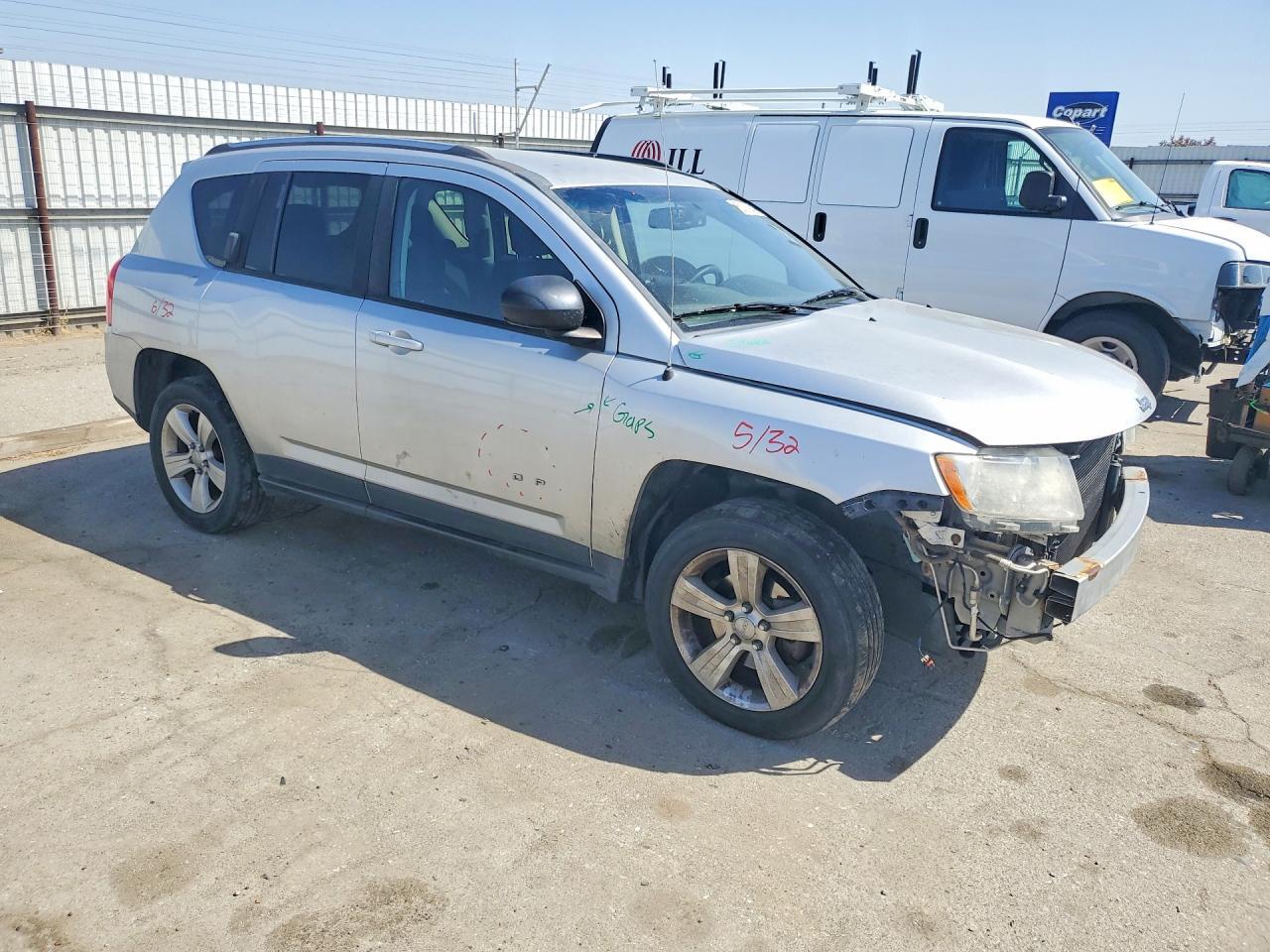 2013 JEEP Compass