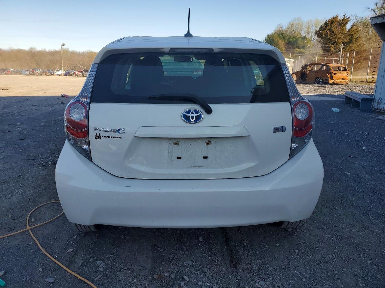 2012 TOYOTA Prius c