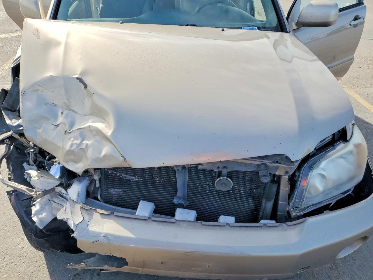 2005 TOYOTA HIGHLANDER