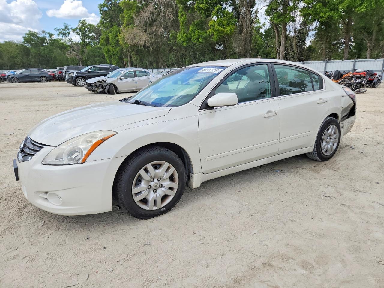 2010 NISSAN ALTIMA