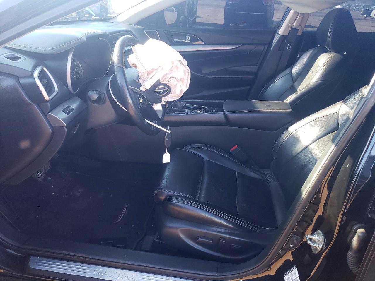 2016 NISSAN Maxima