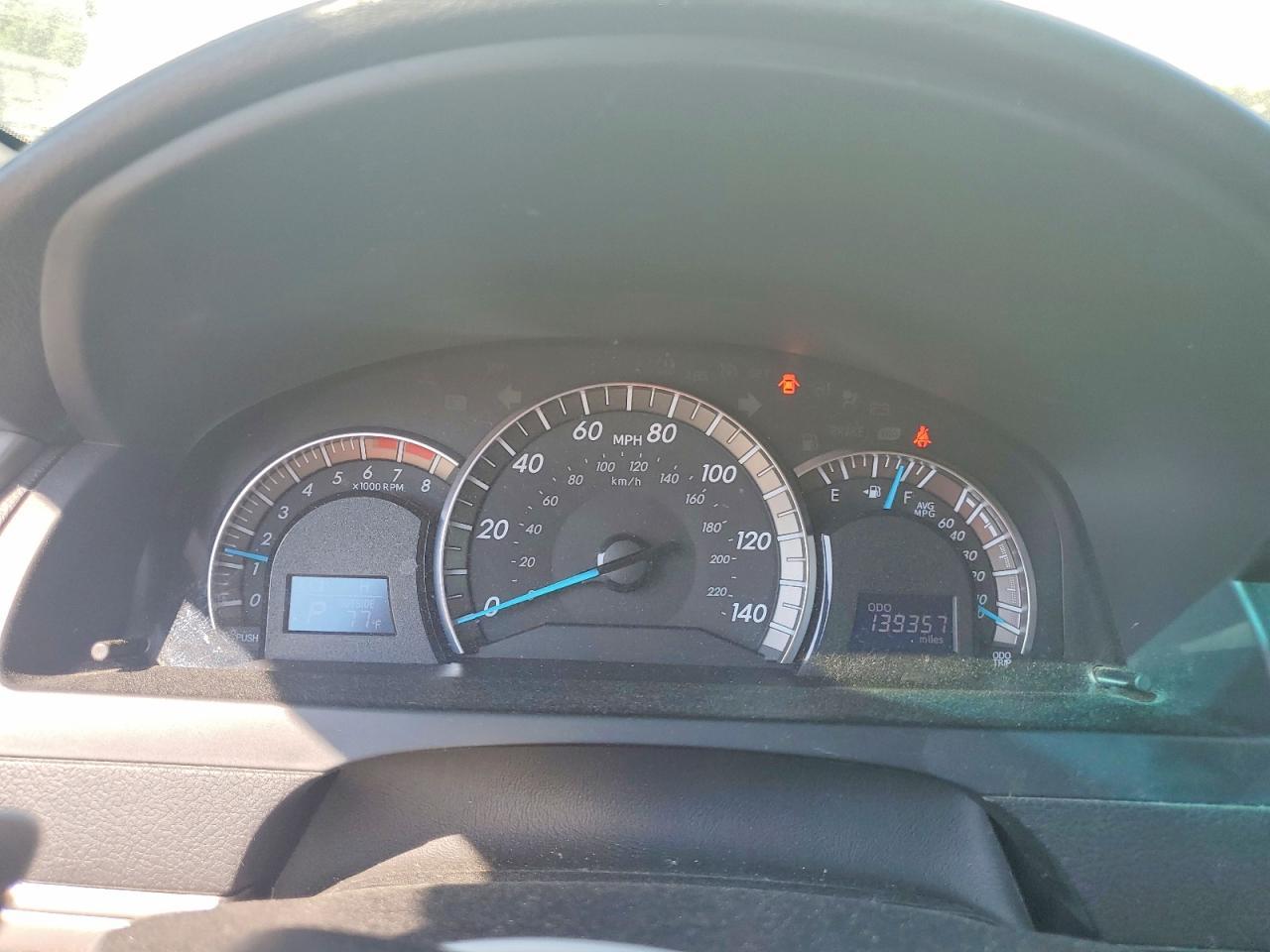 2014 TOYOTA CAMRY