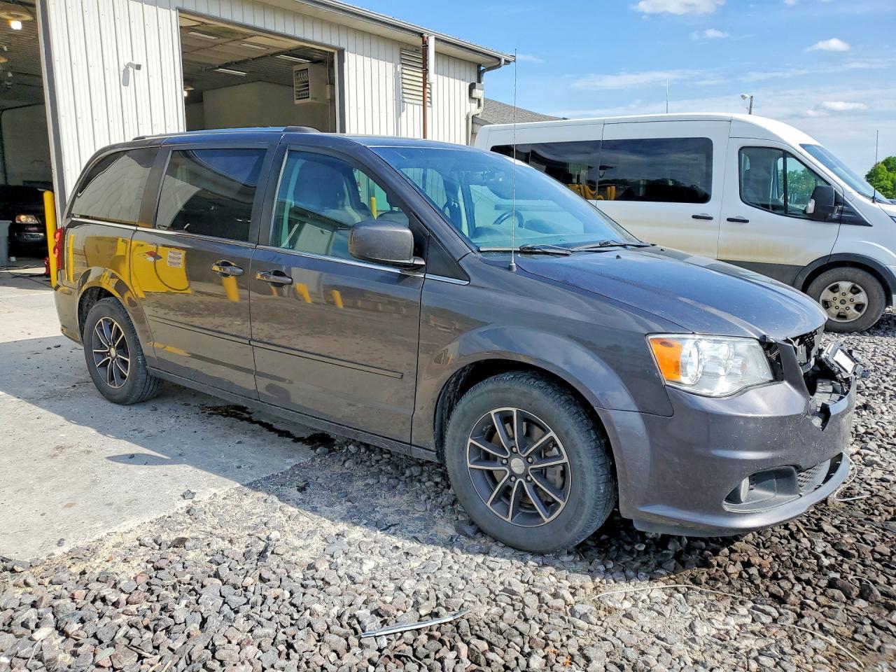 2017 DODGE GRAND CARAVAN