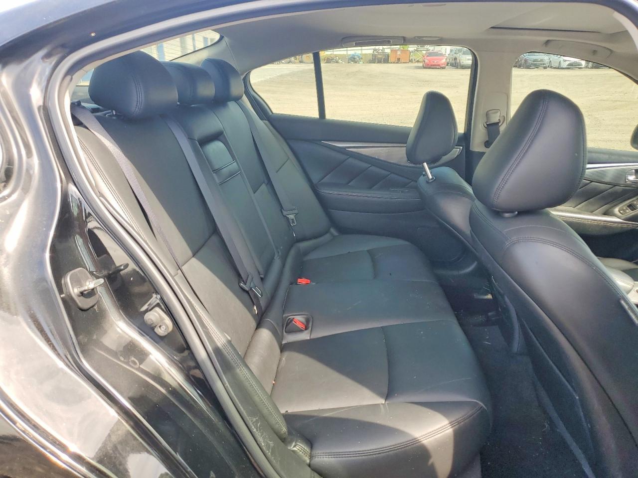 2017 INFINITI Q50