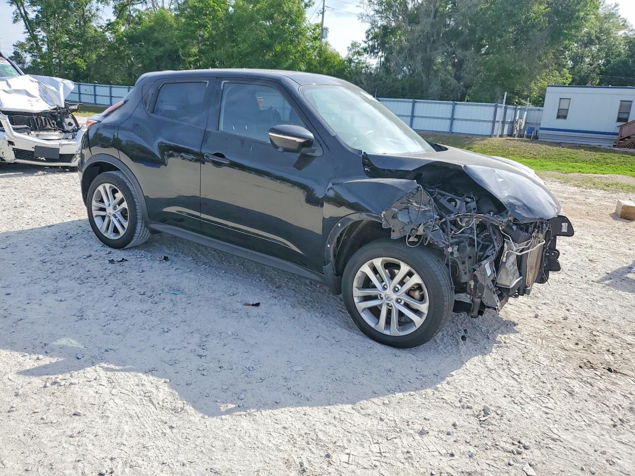 2015 NISSAN Juke