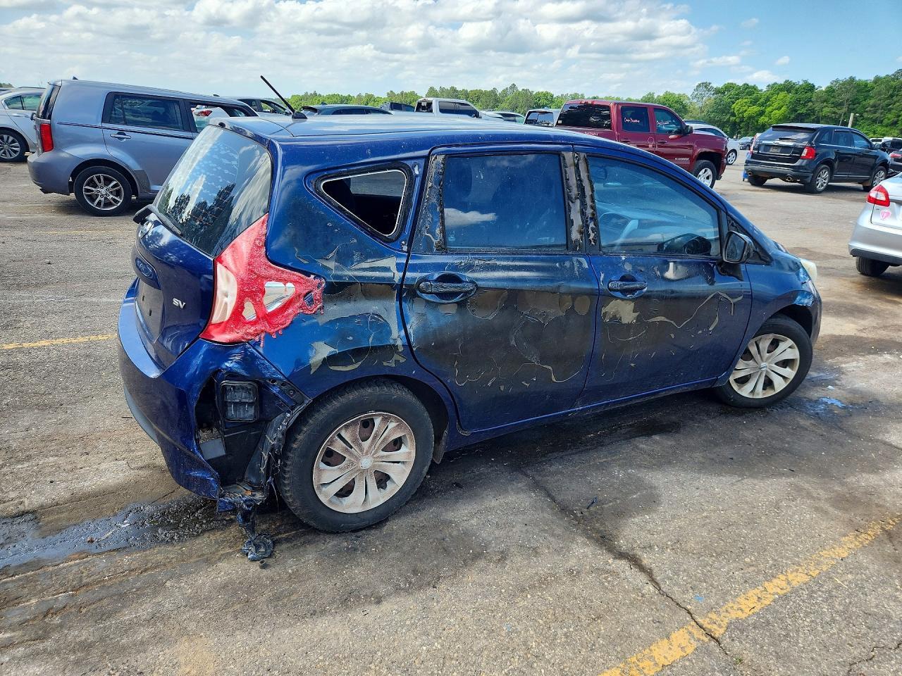 2019 NISSAN Versa Note