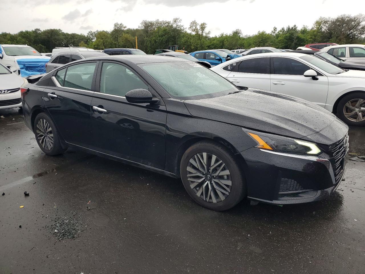 2024 NISSAN ALTIMA