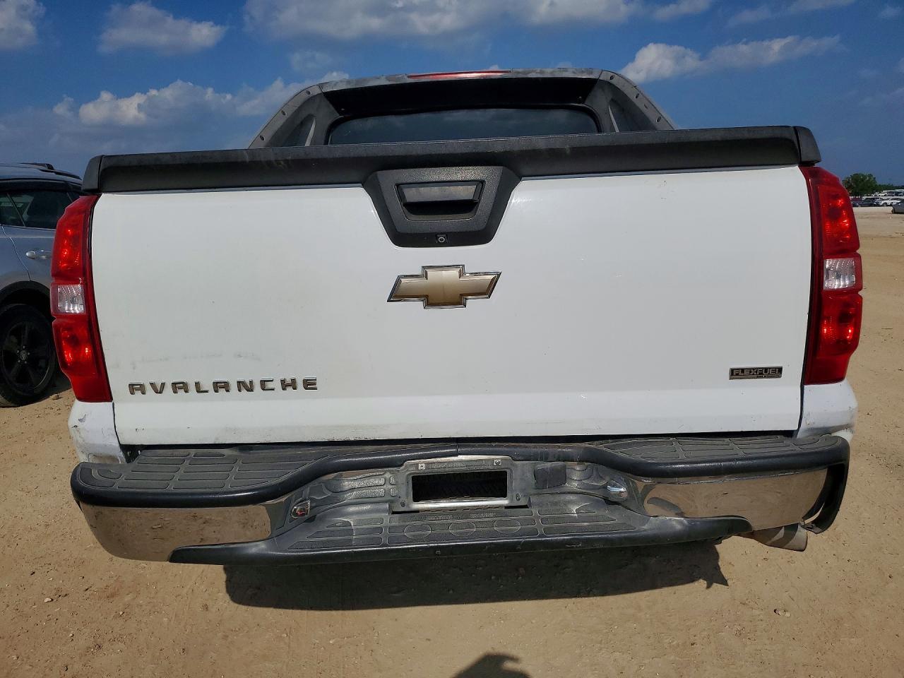 2011 CHEVROLET Avalanche