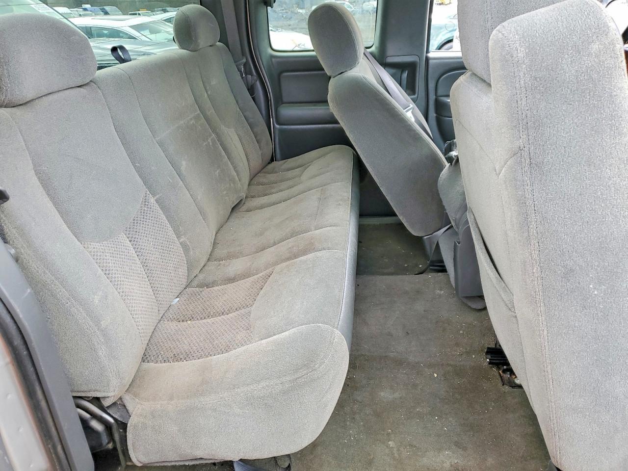 2004 CHEVROLET Silverado