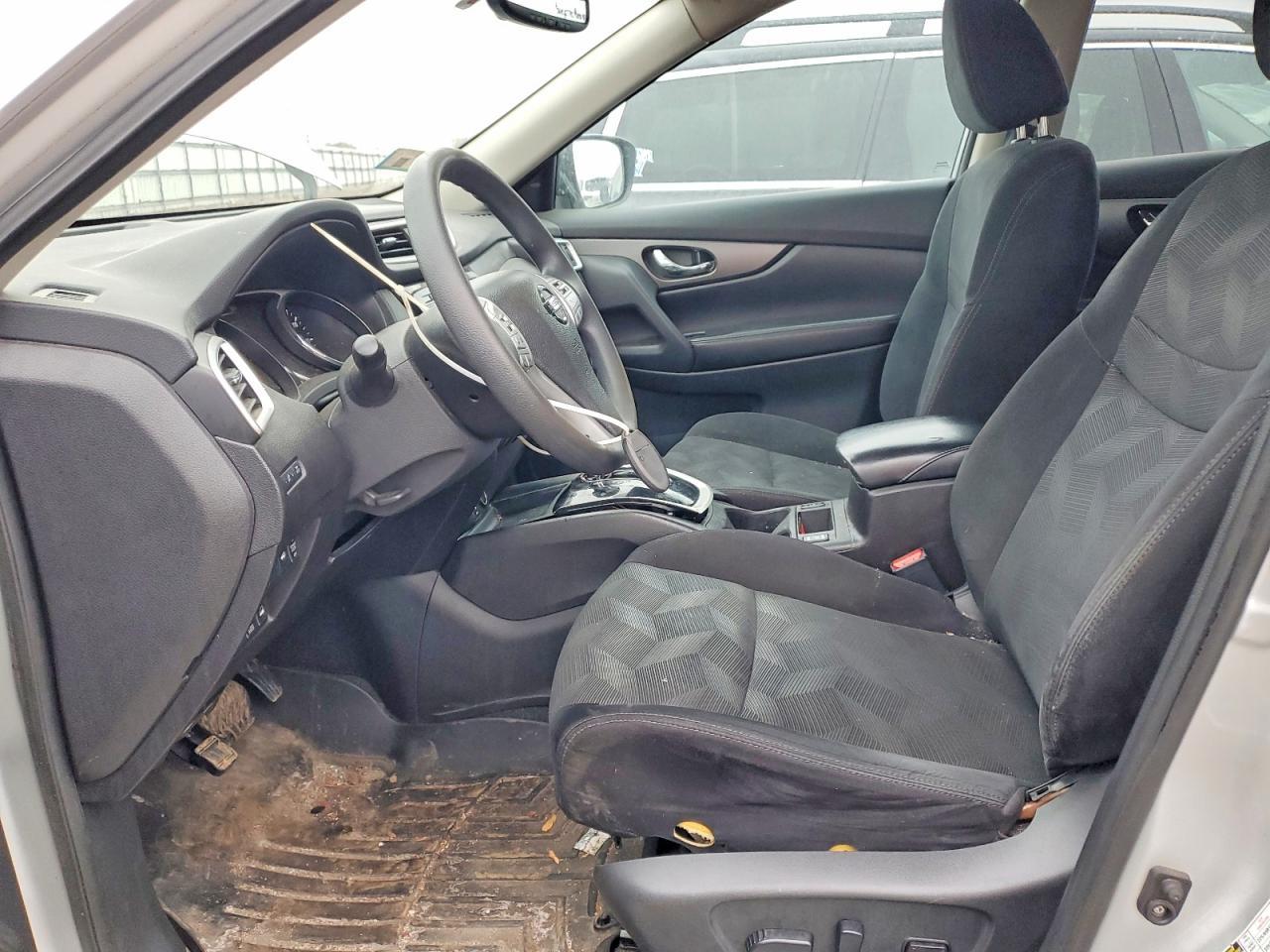 2015 NISSAN ROGUE