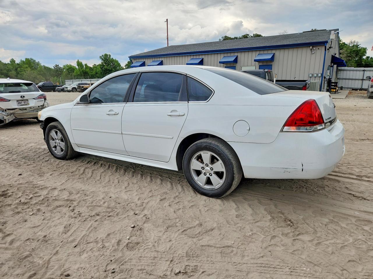 2011 CHEVROLET IMPALA