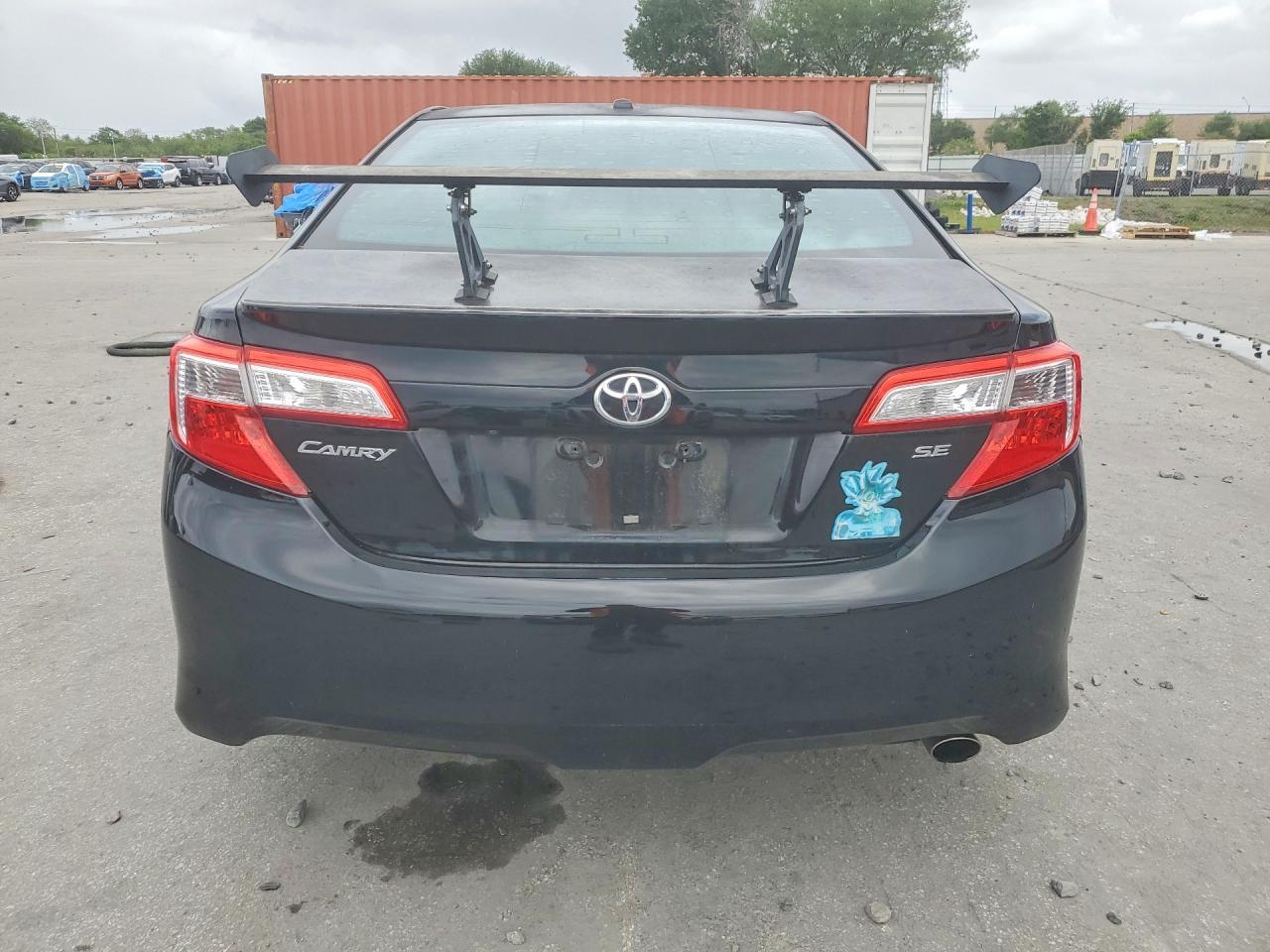2013 TOYOTA CAMRY