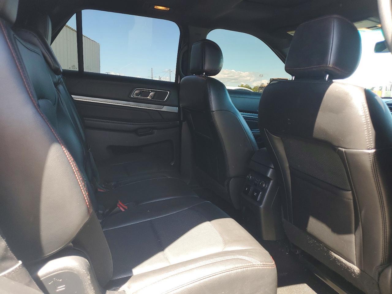 2017 FORD Explorer Sport Trac