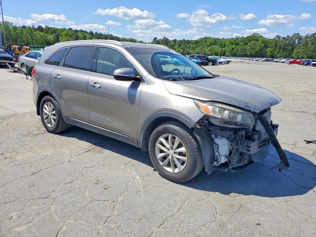 2017 KIA SORENTO