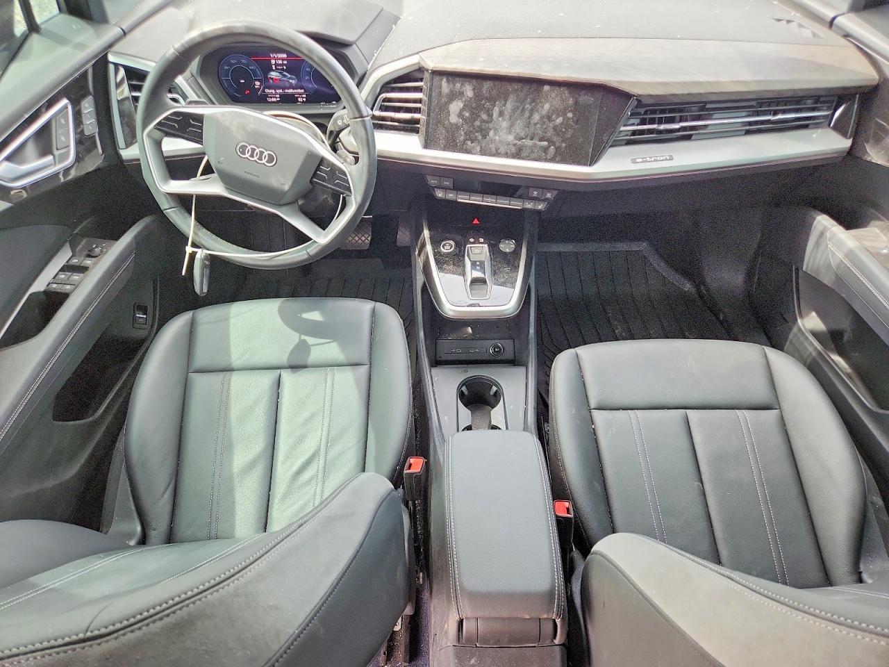 2024 AUDI Q4 e-tron