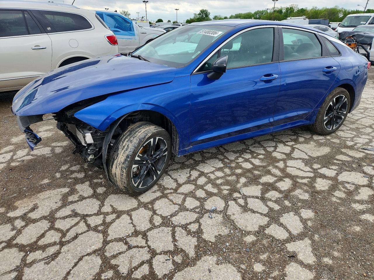 2022 KIA K5