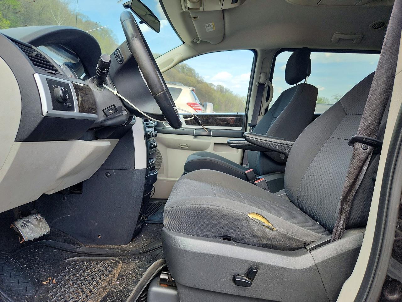 2010 DODGE CARAVAN