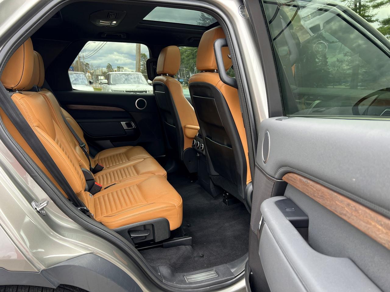 2019 LAND ROVER Discovery