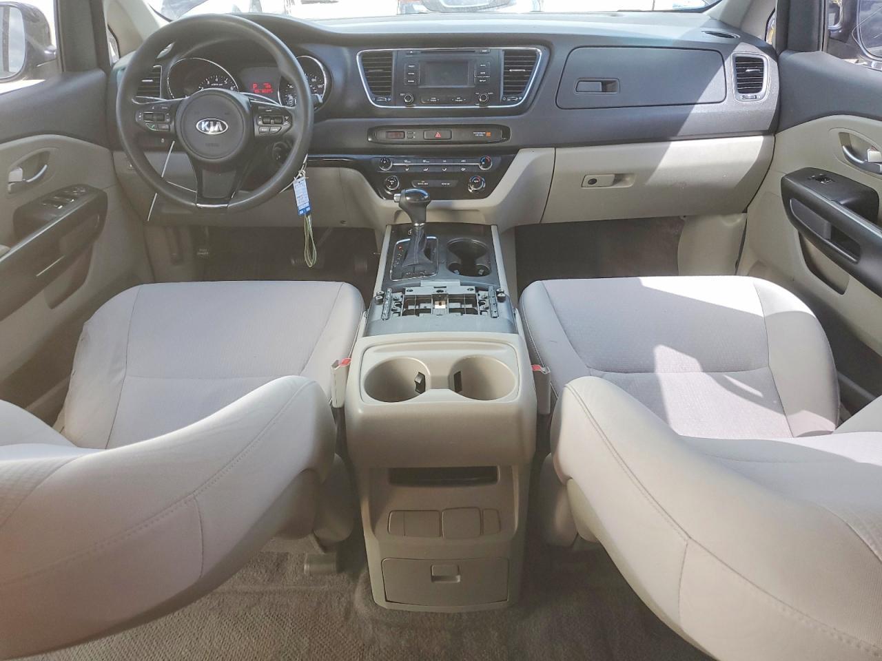 2016 KIA SEDONA