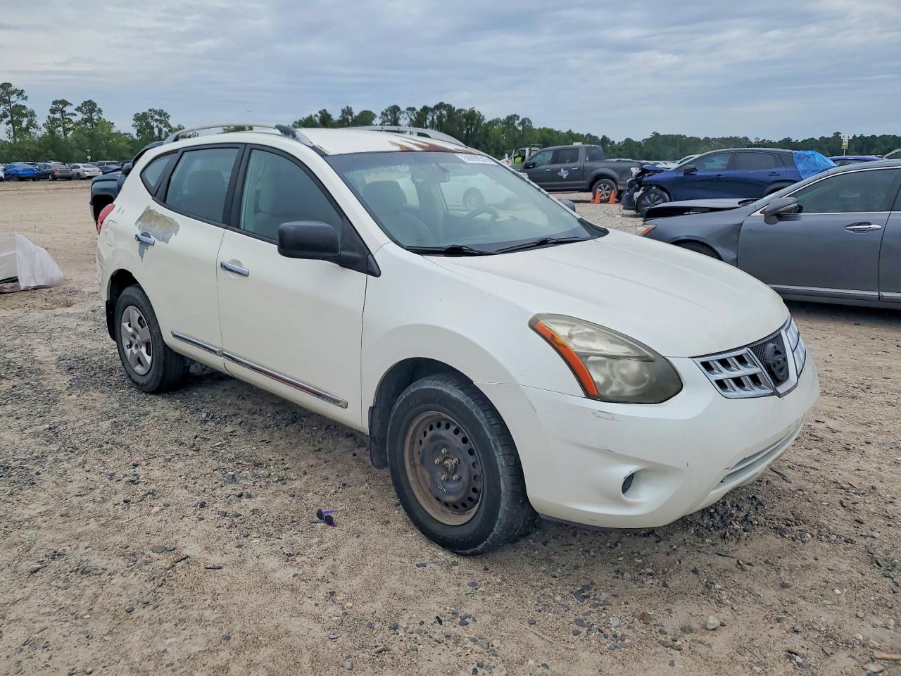 2014 NISSAN ROGUE