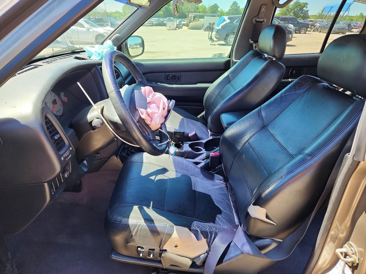 2002 NISSAN PATHFINDER