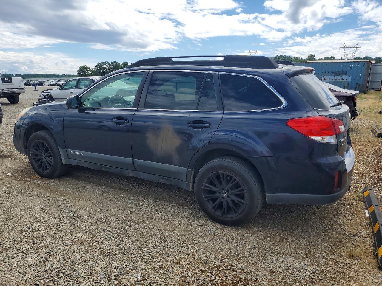 2013 SUBARU Outback