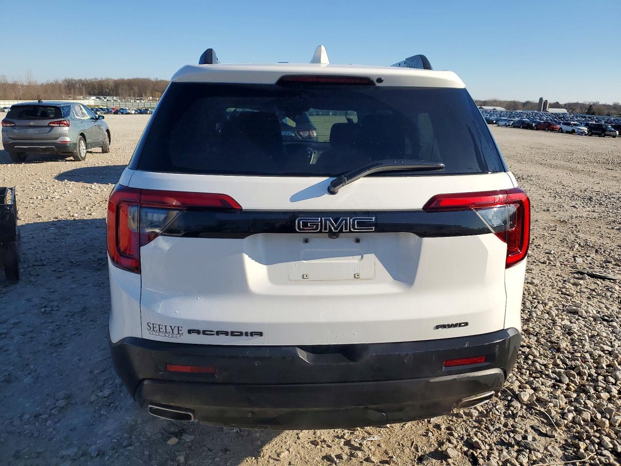 2022 GMC ACADIA