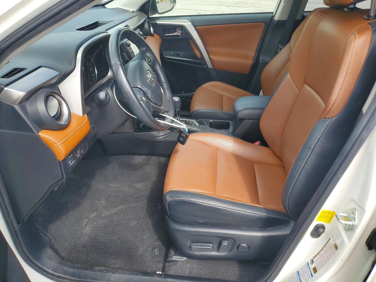 2016 TOYOTA RAV4